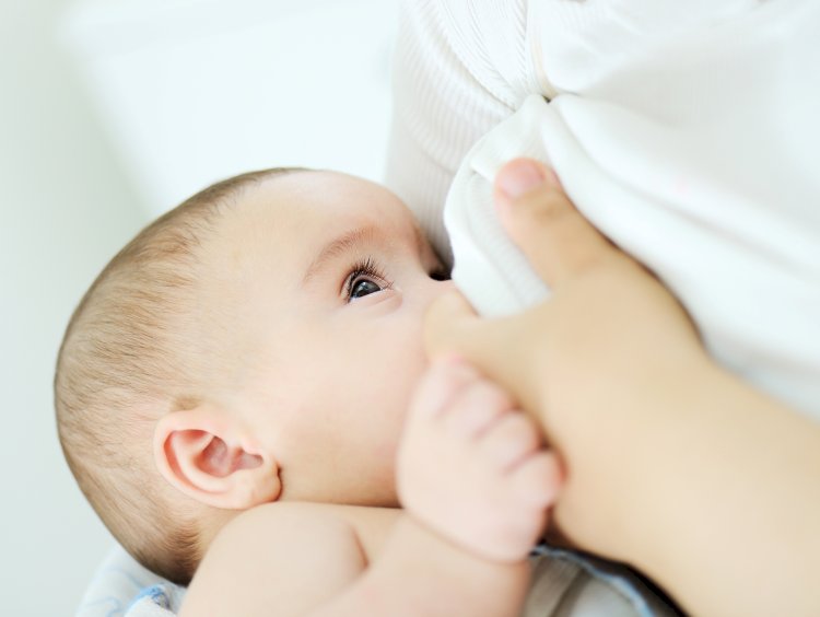 Breastfeeding : A Nature’s Boon