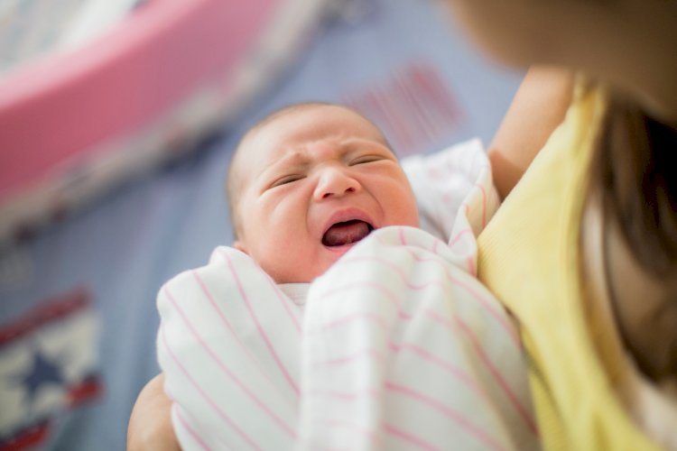 How to soothe a colic baby ?