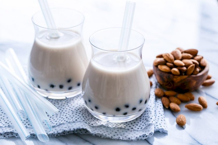 Spiced Milk with Nuts 